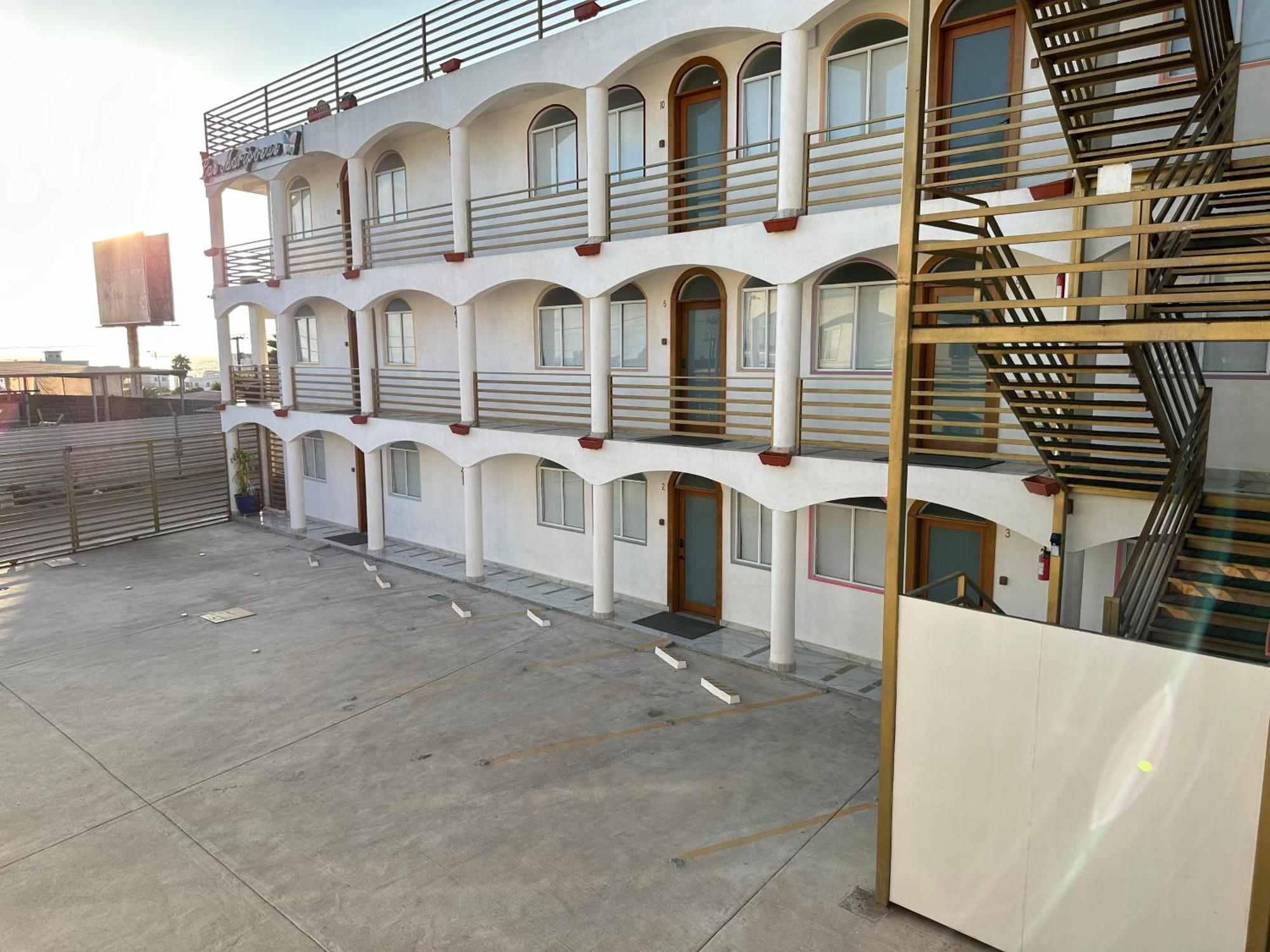 Las Mariposas Mini Suites Rosarito Dış mekan fotoğraf